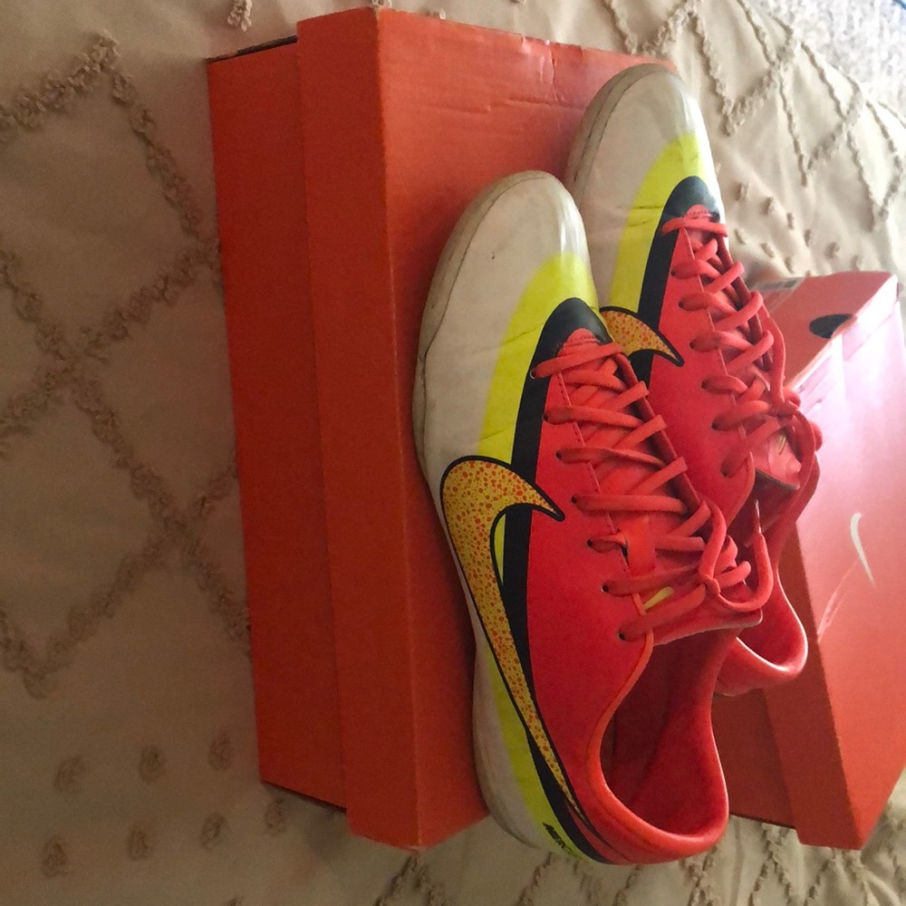 Mercurial victory iv cr ic